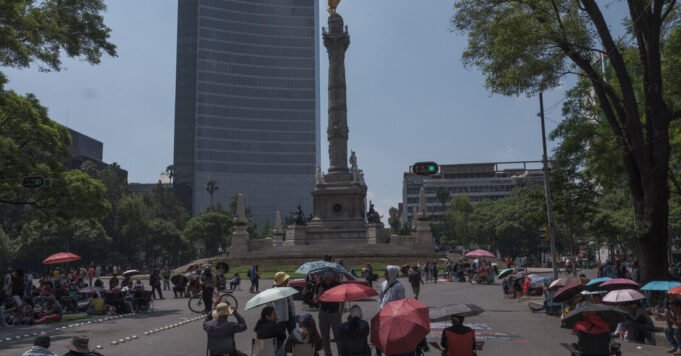 11int-worldcup-mexico-protests-bcfq-facebookJumbo.jpg