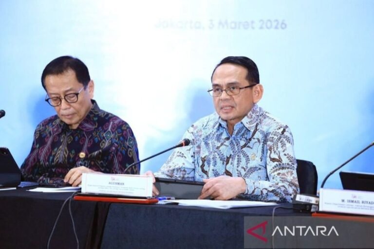 OJK表示今年多元金融產業的成長仍處於正軌