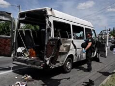 俄羅斯在烏克蘭發動攻擊,造成至少8人死亡、29人受傷