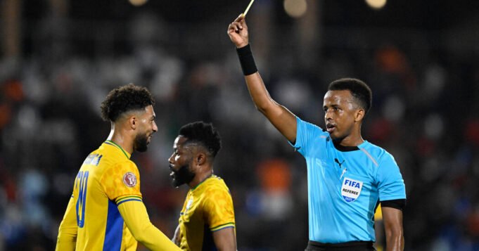 17world-cup-referee-lhgf-facebookJumbo.jpg