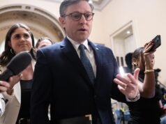 18名眾議院共和黨人無視黨派領導通過親烏克蘭法案