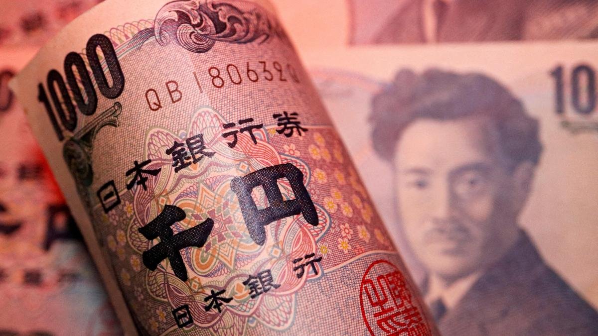 日本稱日圓已準備好在觸及40年低點時採取行動