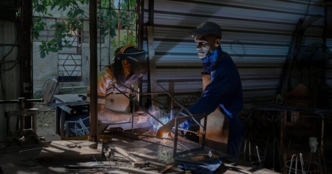24int-cuba-economy-wtk-facebookJumbo.jpg