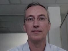 一位法國大亨要求修改法律,以便他的孩子可以繼承並為他的財富做出貢獻