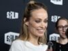 奧利維亞·王爾德(Olivia Wilde)對她在紅地毯上看起來“病態”就像“屍體”的照片做出反應