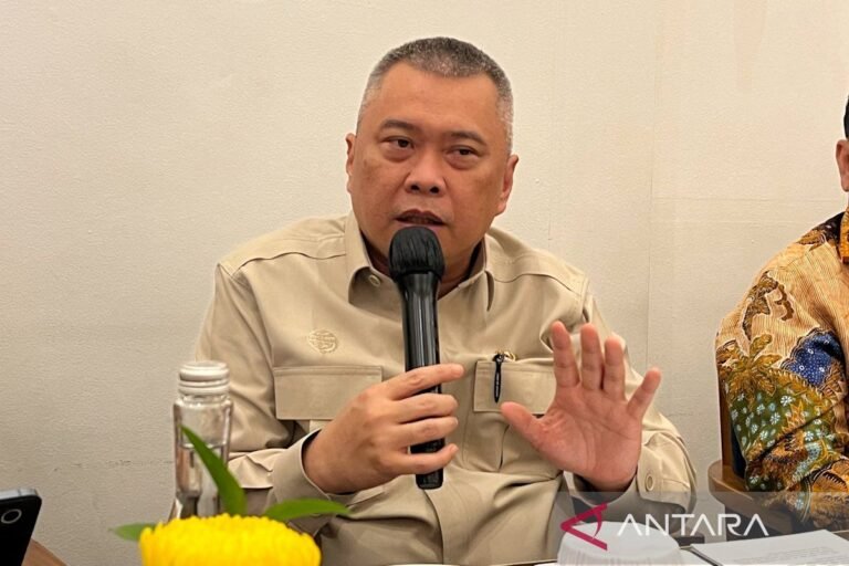 交通部長杜迪表示，摩托車計程車 8% 的佣金折扣將從 7 月 1 日起生效。