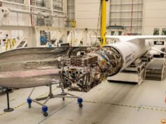 衛星動力太空船準備在 2026 年 6 月 12 日天空射火箭照片中發射