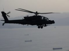 美國陸軍宣布首艘無人艇救起被擊落直升機的機組人員