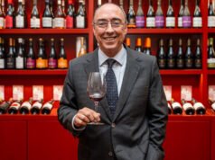 伊比利亞榮譽表彰杜奧地區葡萄酒委員會主席在 Vinhos Verdes 方面的工作