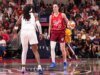 凱特琳克拉克 (Caitlin Clark) 在穿過發燒隧道時首次推出了她的標誌性耐吉運動鞋。