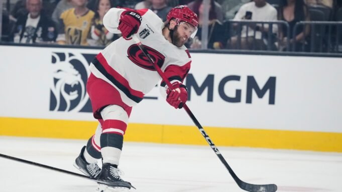 Carolina-Hurricanes-left-wing-Taylor-Hall.jpg