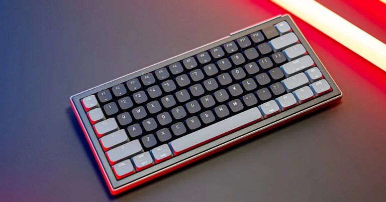 Cherry XTRFY K63W Pro Compact 是一款超越常規的無線遊戲鍵盤