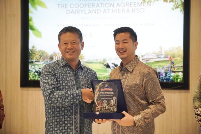 Foto-1-Penandatanganan-Cooperation-Agreement-Dairyland-at-Hiera.jpeg