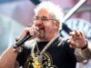 Flavortown 市長 Guy Fieri 作為戰略所有者加入 NASCAR 的 Legacy Motor Club。