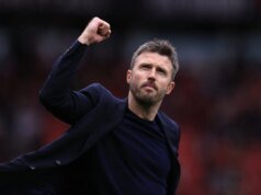 邁克爾·卡里克(Michael Carrick)駕駛人渴望將曼聯與“無所不能”的球員重聚,這是明智的選擇