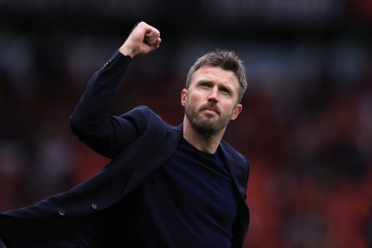 邁克爾·卡里克（Michael Carrick）駕駛人渴望將曼聯與“無所不能”的球員重聚，這是明智的選擇