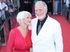 80 歲的海倫米倫 (Helen Mirren) 和她 81 歲的丈夫泰勒哈克福德 (Taylor Hackford) 一起在義大利外出