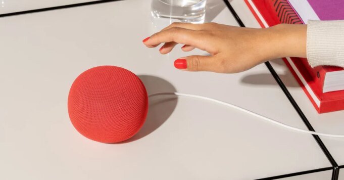 Google-Home-Speaker-Berry4.jpg