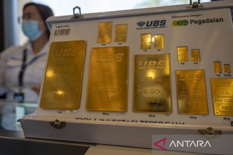 週六上午 UBS-Antam-Galeri24 的價格在 Pegadaian 同時下跌