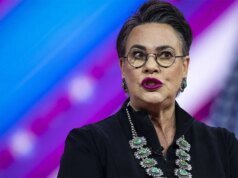 眾議員哈麗特·哈吉曼 (Harriet Hajman) 對美國愛國主義情緒跌至歷史低點表示擔憂。