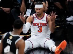 哈特的努力幫助尼克斯隊扭轉了 NBA 總決賽第一場比賽的局面