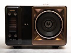 海信 XR10 將純粹的動力與「隨身攜帶」的能量融為一體
