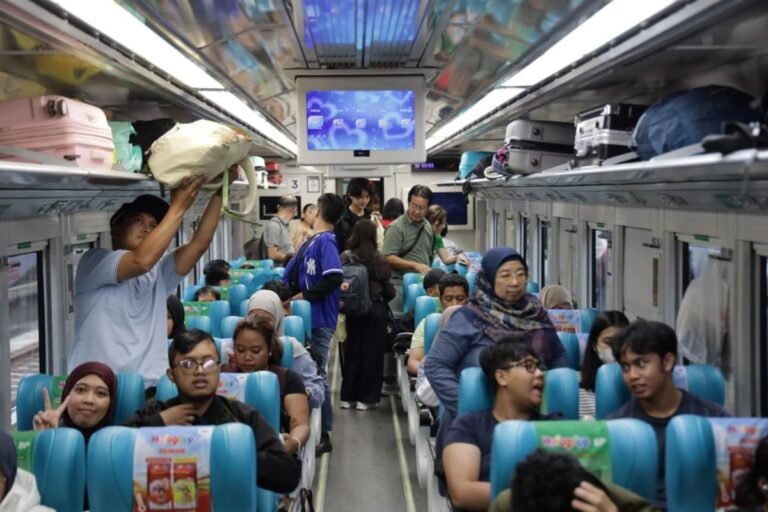 Daop 2 進入學校假期的火車票銷售量出現成長