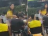 一巴掌什麼的!女子上演一場盛大的“表演”,並在三色旗比賽中揭露了男友的不忠