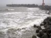兩場熱帶風暴襲擊日本,引發洪水和山崩,造成一人死亡