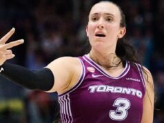 Tempo 的 Marina Mabrey 在戰勝火花隊的比賽中以 53 分追平 WNBA 得分紀錄