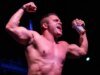 佩吉範贊特 (Paige VanZant) 和米奇加爾 (Mickey Gall) 與職業摔角手文尼帕西菲科 (Vinny Pacifico) 一起拍攝新的選集電影。