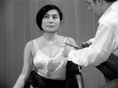 小野洋子克服了裁員、諷刺和責任