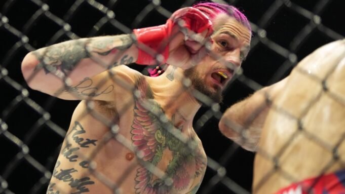 Sean-OMalley-throws-punch-during-UFC-Freedom-250.jpg