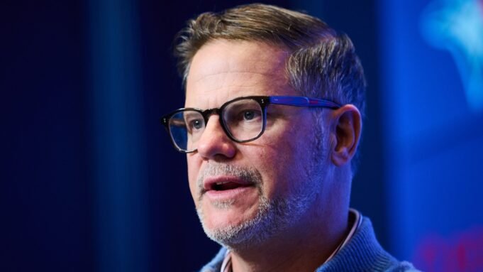 Toronto-Blue-Jays-general-manager-Ross-Atkins.jpg