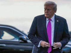 美國總統唐納德·特朗普表示,“霍爾木茲海峽將於週五完全重新開放。”
