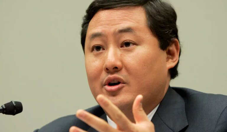 以「酷刑備忘錄」聞名的教授將建議調查針對川普所謂敵人的陰謀
