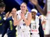佩奇·布克斯在被解僱後對 WNBA 官員的反應被鏡頭捕捉到