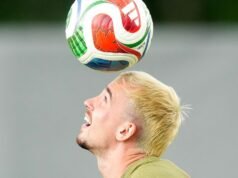 加拿大隊的利亞姆·米勒因世界杯前的頭球而獲得獎勵