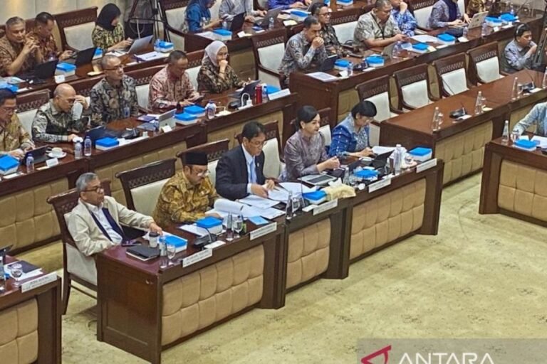 北韓政府將國家收入下限提高至12.01%