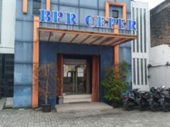 OJK 在中爪哇省 BPR Ceper Permata Artha 因健康狀況不佳而吊銷許可證