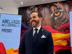 誰是阿韋拉多·德拉·埃斯普里埃拉(Abelardo de la Espriella),這位令人驚訝並將競選哥倫比亞總統的律師