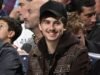 蒂莫西·柴勒梅德 (Timothée Chalamet) 在 NBA 總決賽中感到“疲倦”:這是照片證明