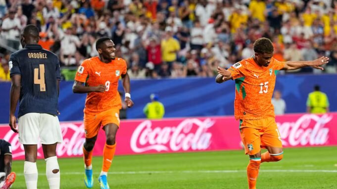 amad-diallo-marco-el-unico-gol-del-AZ52KMFE3VE6JMF3ZQJ7YHG7YA.jpg