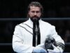 馬克·布里斯科 (Mark Briscoe) 在禁門後贏得了 AEW 世界冠軍。