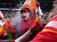 安迪·里德 (Andy Reid) 加入了堪薩斯城的特別事業,並承諾為其提供 6 位數的薪水
