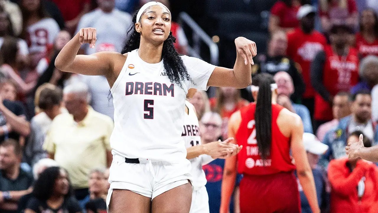 隨著 WNBA 最好的比賽進入新階段，安吉爾·里斯 (Angel Reese) 在承受明顯壓力後嘲笑凱特琳·克拉克 (Caitlin Clark)