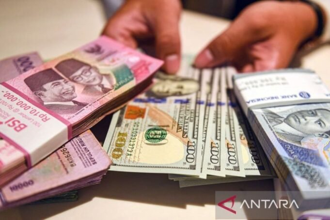 antarafoto-rupiah-ditutup-melemah-030924-adm-3.jpg