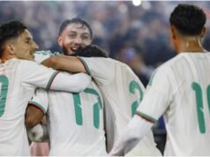 阿爾及利亞隊在閉門比賽中以 4-0 擊敗玻利維亞隊,並已經開始關注他們在世界盃上的首秀,對手是阿根廷國家隊。