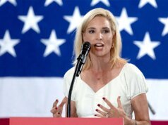 特工阿什利·辛森 (Ashley Hinson) 贏得了川普支持的愛荷華州共和黨參議院提名