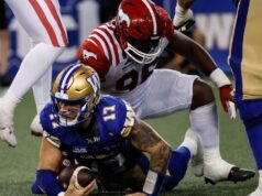 Stampeders 重新簽下全明星 DL Jaylon Hutchings